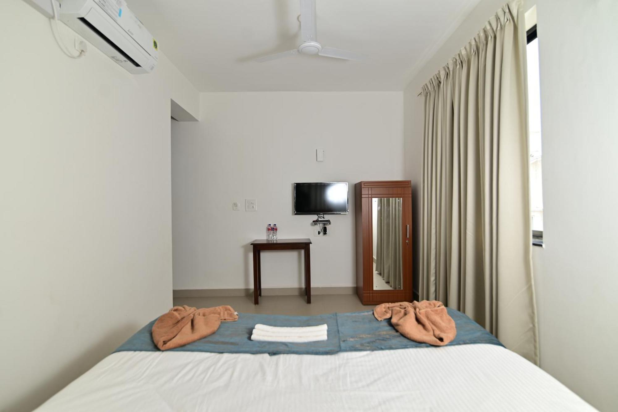 Q Lite Calangute Hotel Екстериор снимка